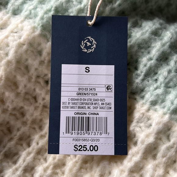 Universal Thread Sweater - Picture 3 of 3